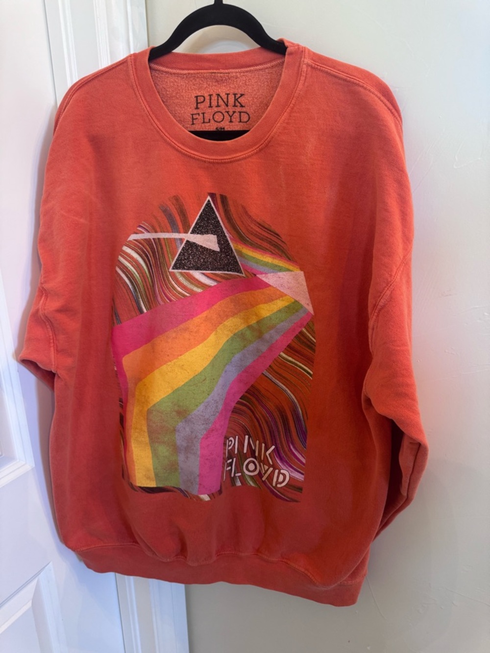 🎸Pink Floyd Prism Graphic Sweatshirt | Vintage Vibes | Oversized Cozy Essential - Picture 2 of 6